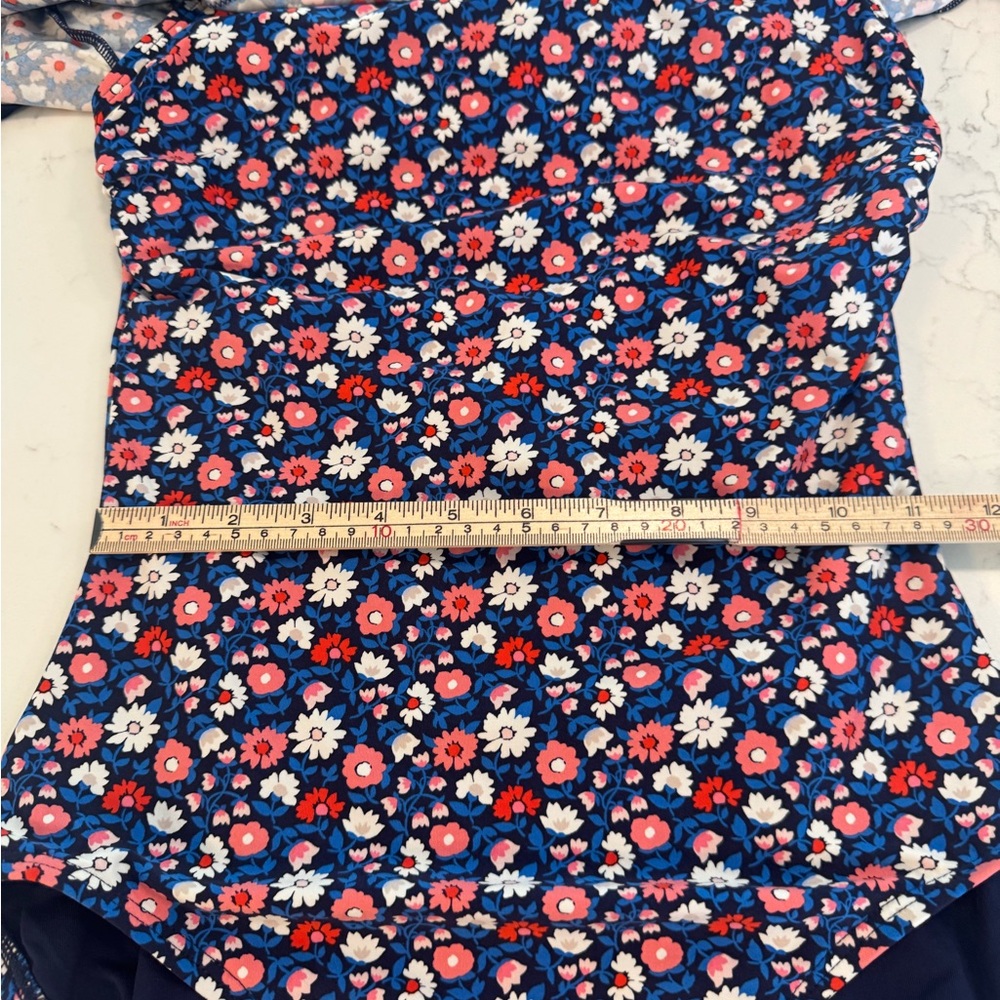 KATE SPADE NEW YORK Ruffle One Piece Off Shoulder Swimsuit Women’s size Small - Picture 6 of 9